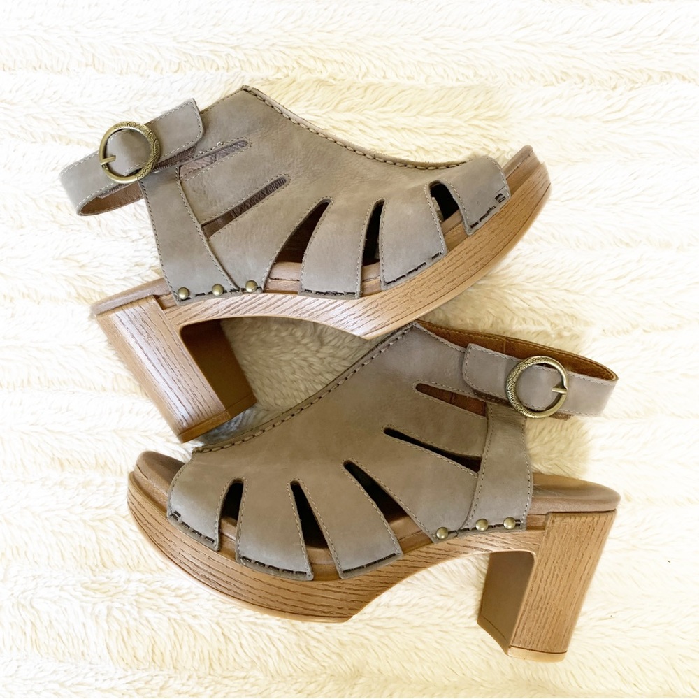 DANSKO Demetra Taupe Peep Tow Sandal Sz 39